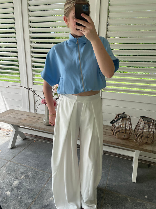 White pleated pantalon