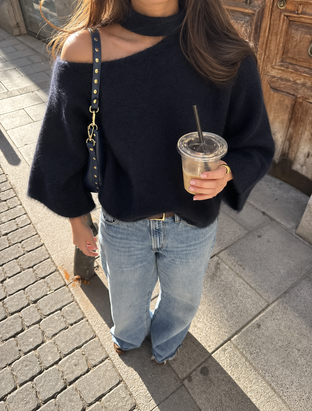 Navy cut off trui