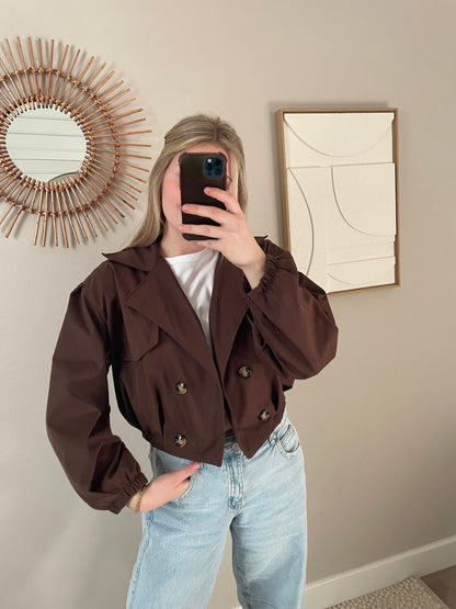 Chocobruine cropped trenchcoat