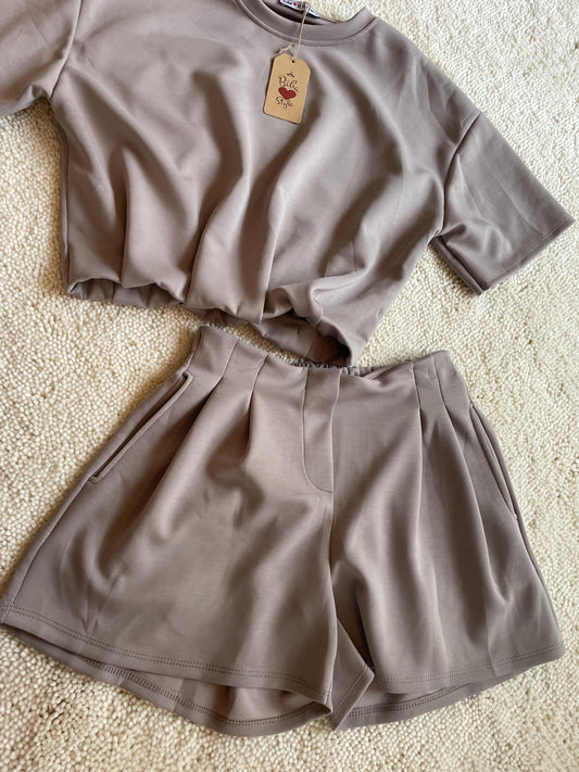 Getailleerde comfy set taupe