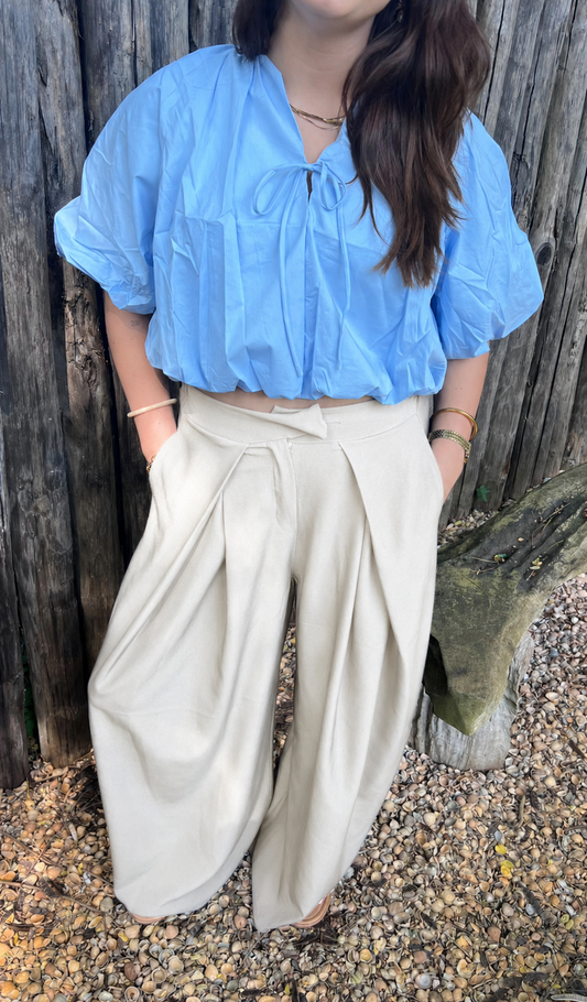 Beige pleated pantalon