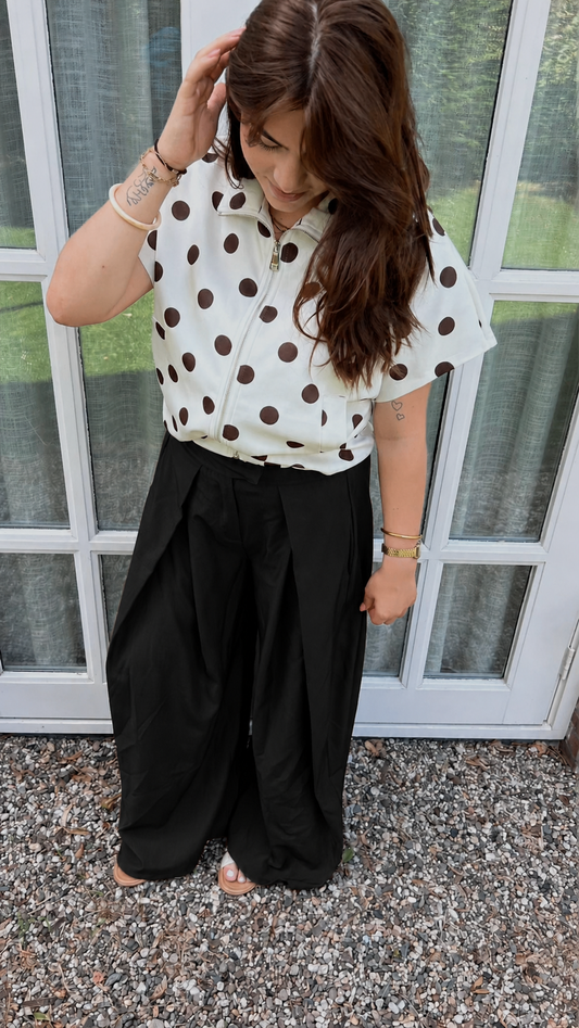Black pleated pantalon