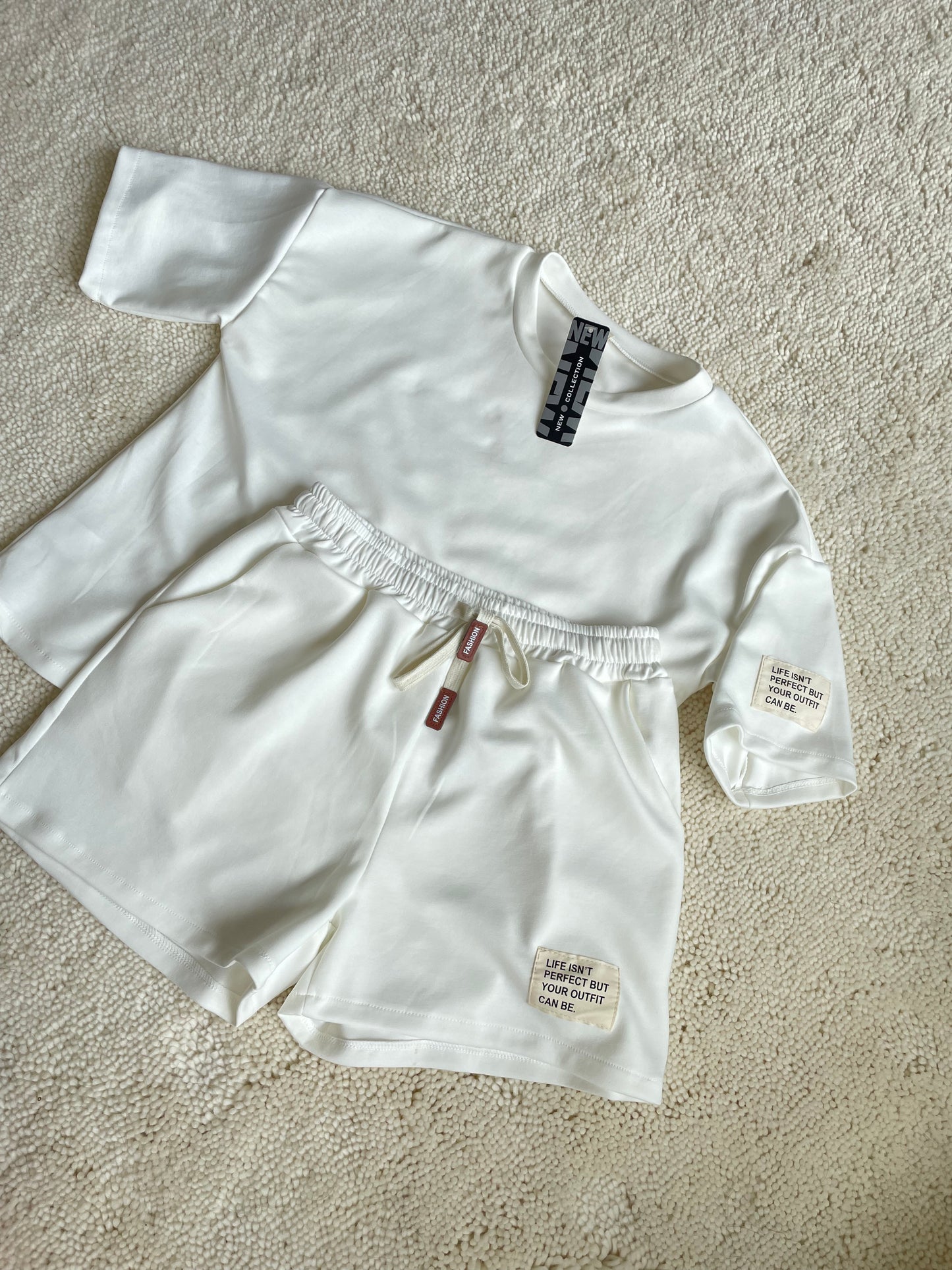 comfy set white