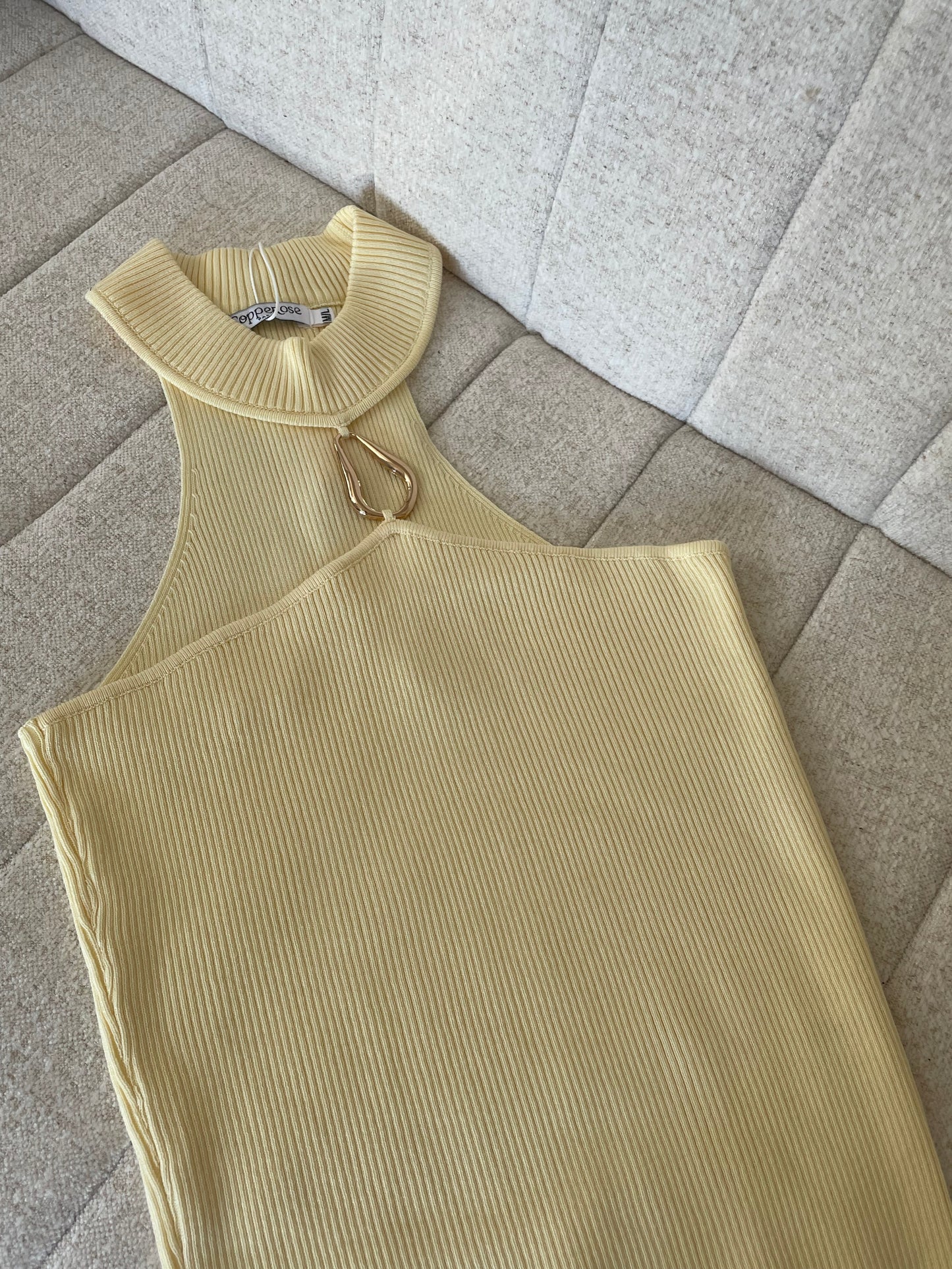 Butteryellow button top