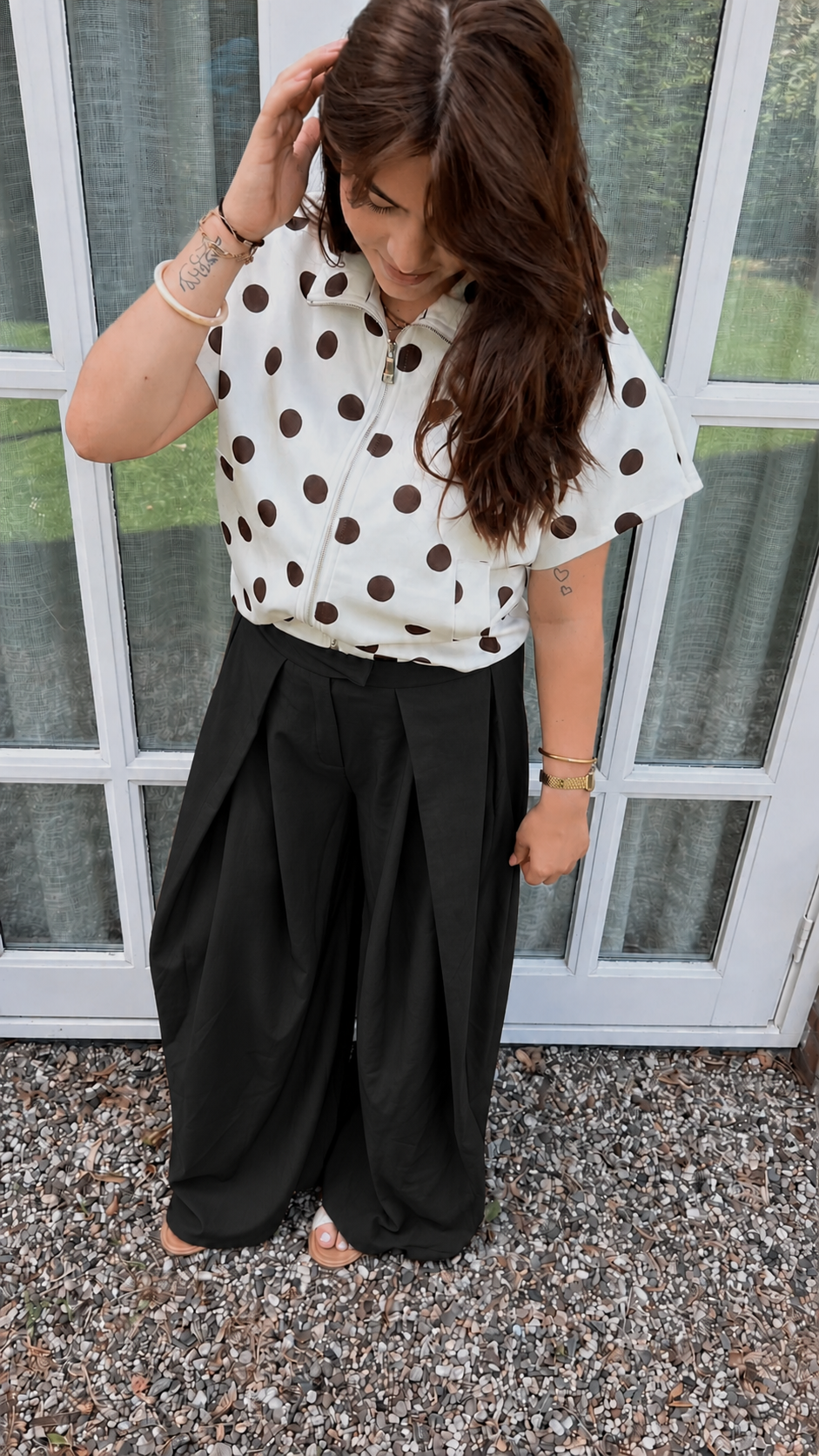 Black pleated pantalon