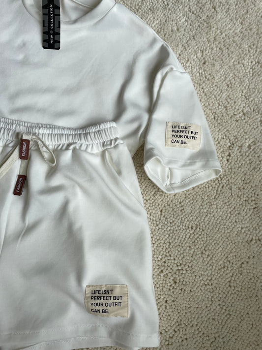 comfy set white