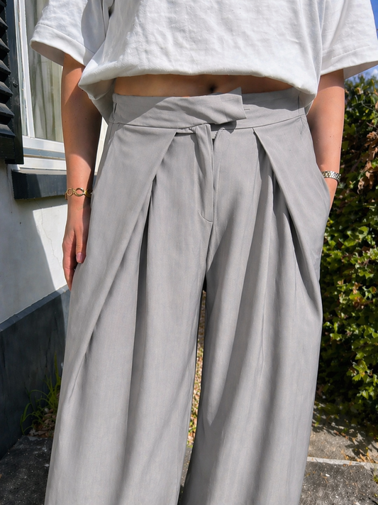 Grijze pleated pantalon